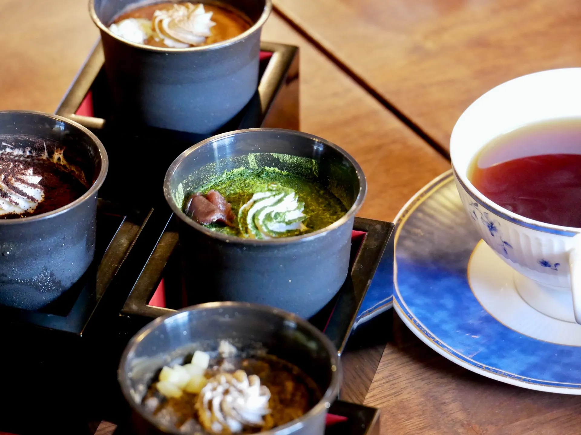 にぎやかなクリスマスの後は、ほっと一息——優しい甘さの《匠のティラミス》をどうぞ